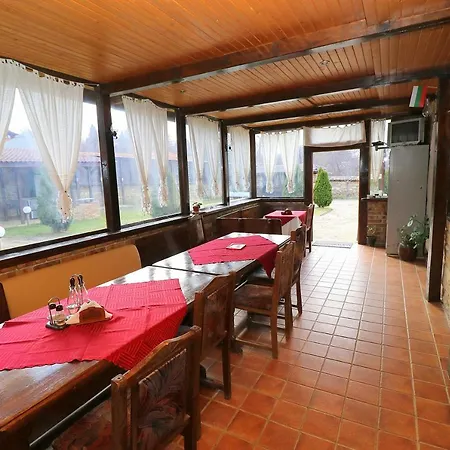 Gæstehus Toncho's For 16 Guests Arbanasi