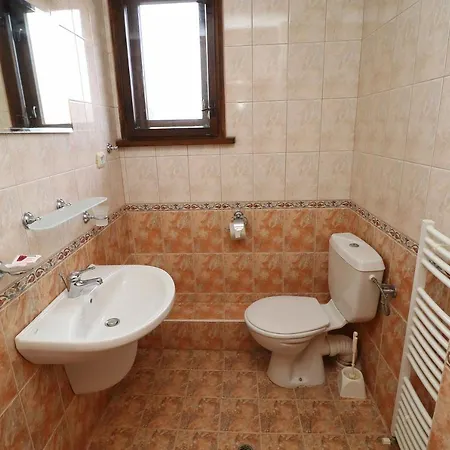 Toncho's For 16 Guests Arbanasi